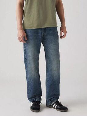 NWT 565 LEVIS Loose Straight Jeans Loose Throughout At Waist Size 32x30